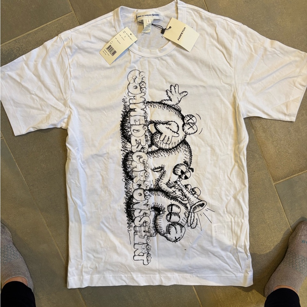 Comme des Garcons Shirt x KAWS T-shirt